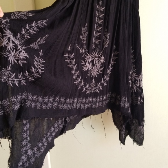 Free People dress. 🌸 - Picture 4 of 8